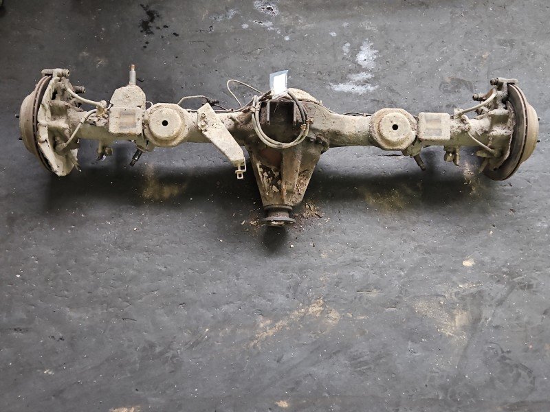 Most tylny DYFER tył Opel Monterey 8-01052-358-0 3.0 TD (4JX1)