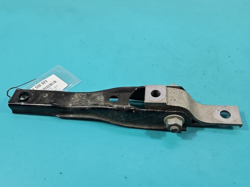 Mocowanie uchwyt Skoda Superb III