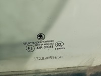 Szyba drzwi przód lewa KIEROWCY Skoda Octavia II HB