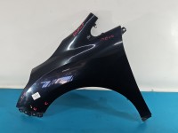 Błotnik przód lewy Toyota Verso 09- 06A