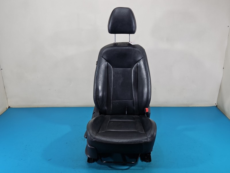 Fotel prawy przód pasażera Hyundai I40 5d EUROPA