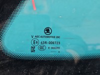 Szyba karoseryjna tył prawa Skoda Octavia IV kombi