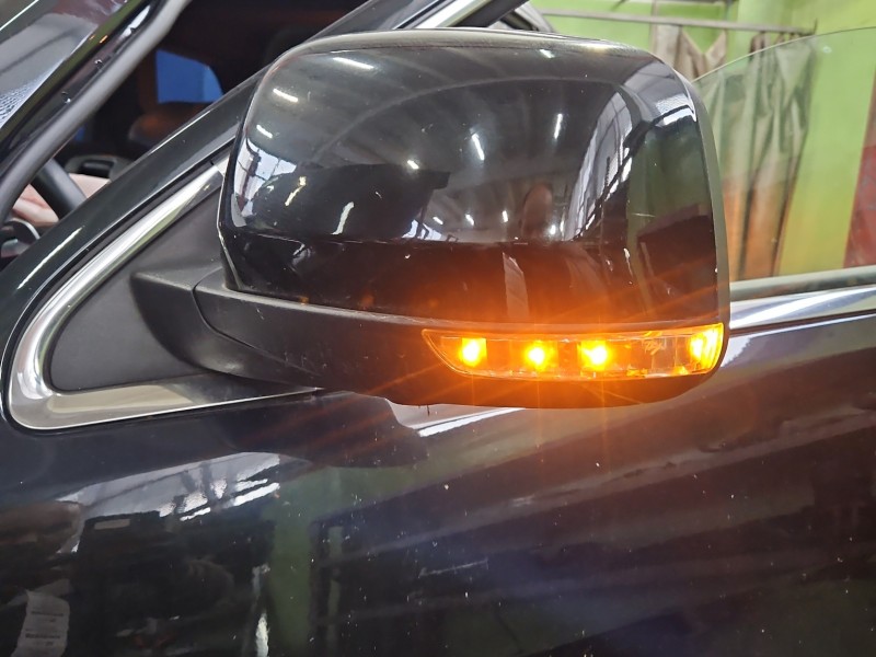 Lusterko lewe pin Jeep Grand Cherokee IV WK2 HB 5d kolor PGZ - BLACK FOREST GREEN PEARL COAT europa