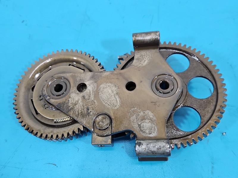 Koło zębate Honda VFR 800 98-01 0.8b