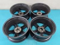 Felga aluminiowa 18" komplet alufelgi felgi Audi A4 B9