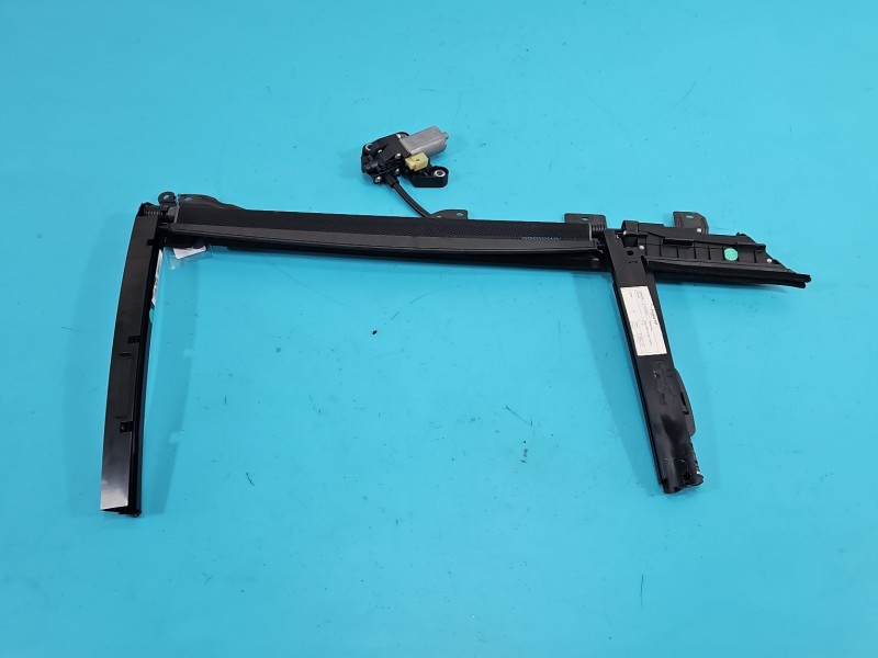 Roleta bagażnika BMW F01