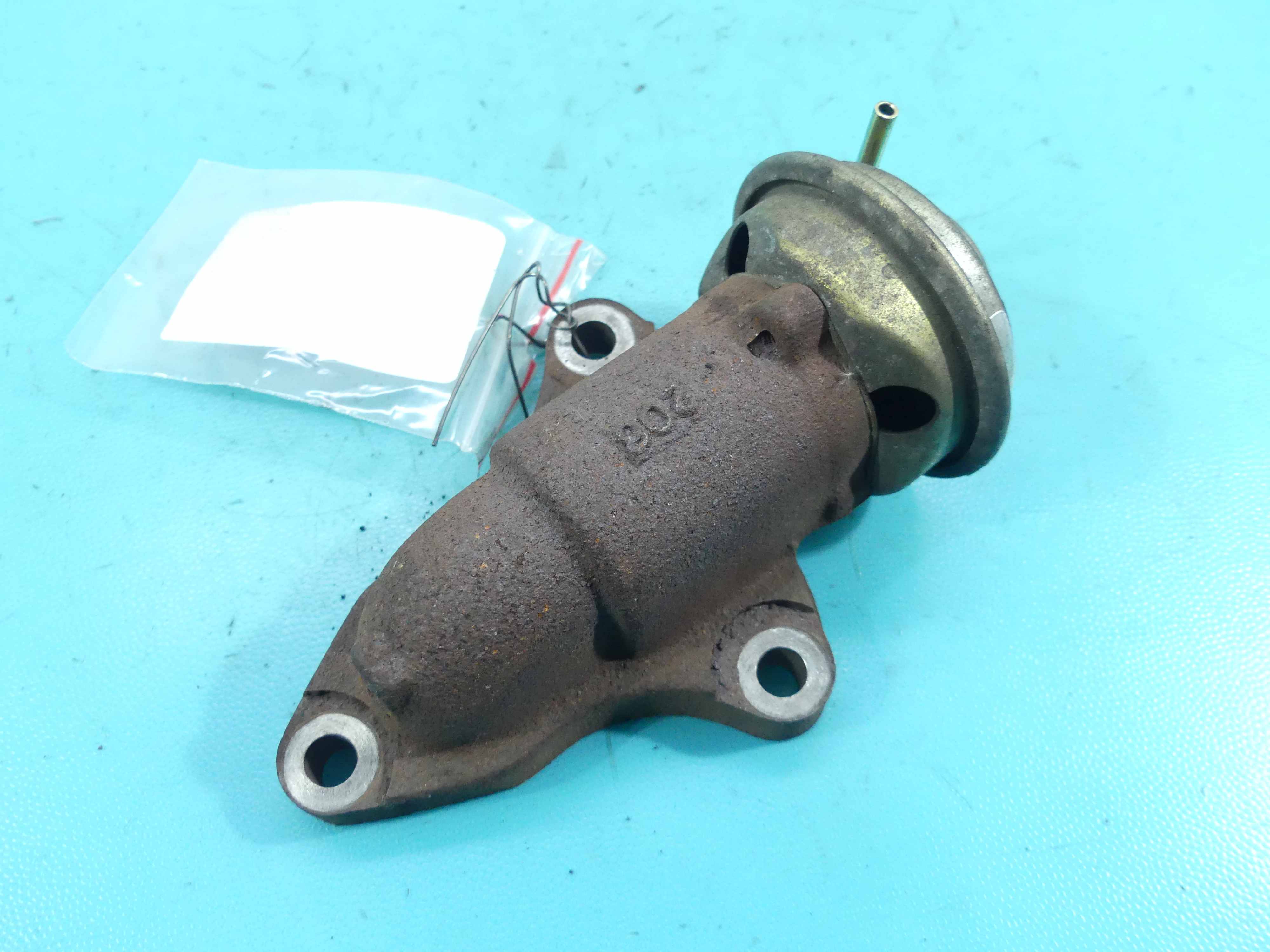 Zawór egr Toyota Yaris 2562033010 1.4 D4D