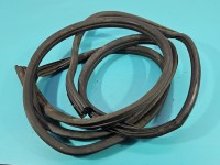 Uszczelka drzwi tył prawa Renault Trafic III