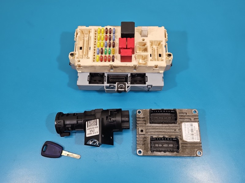 Komputer Sterownik silnika 55354616 Fiat Stilo 1.6 16V