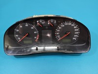 Licznik Vw Passat B5 1.8 20V 3B1919880 EUROPA