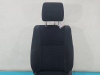 Fotel lewy przód kierowcy Suzuki Swift Mk6 EU 5d Suzuki, Europejska, Regulowany ręcznie, dziury w materiale