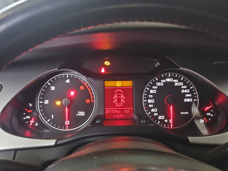 Licznik AUDI A4 B8 8K0920900Q 2.0 tdi (Cag) EUROPA