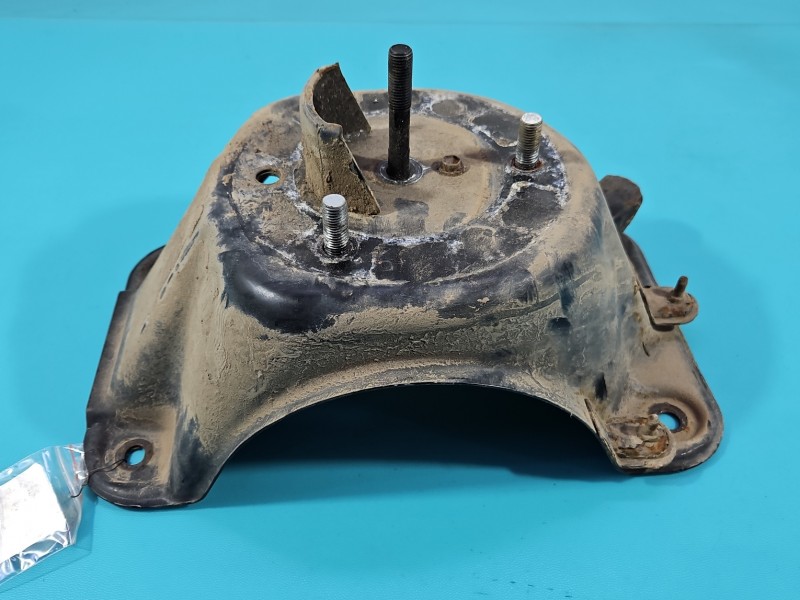 Mocowanie koła zapasowego uchwyt Toyota Land Cruiser 120 J120