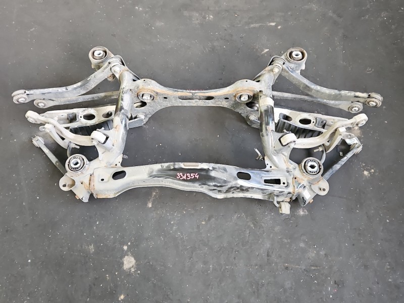 Tylna belka oś tył Audi A4 B9 2.0 TFSI