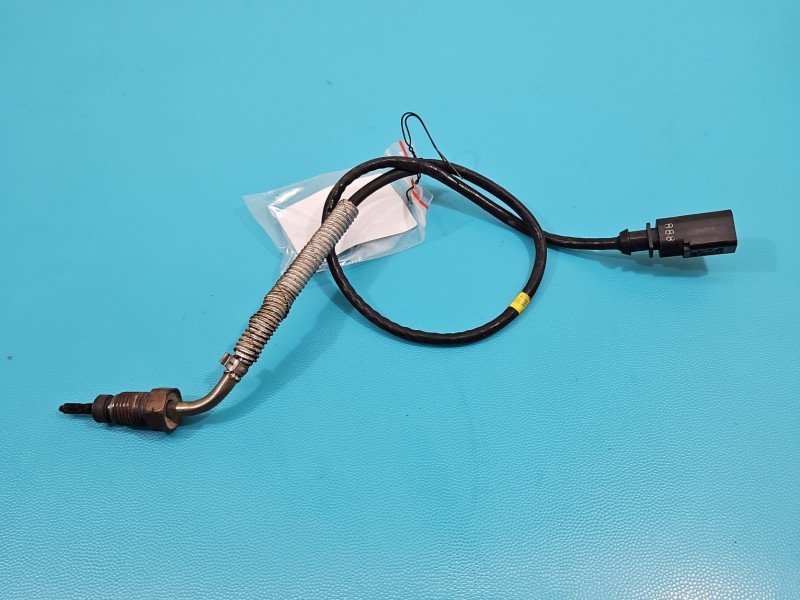 Czujnik temperatury spalin Skoda Octavia III 04L906088AR