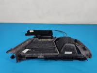 Tapicerka bagażnika lewa boczek Audi A4 B9 8W9863879A