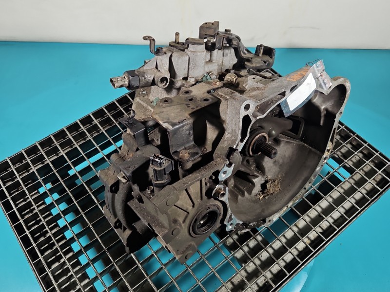 Skrzynia biegów Kia Ceed I 06- 1.4 16v (090310N144)