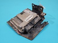 Komputer Sterownik silnika 0281012549, 551982922 Opel Zafira B 1.9 cdti