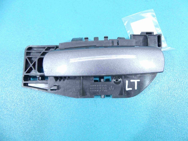 Klamka tył lewa zewnętrzna Dodge Charger II 10-14 186017462 grafitowy PAU