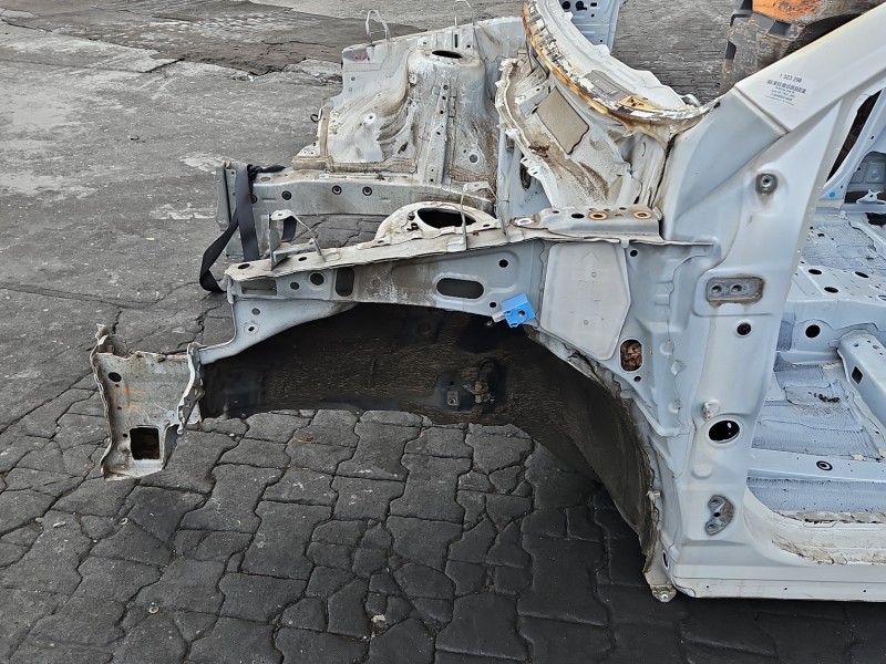 Podłużnica lewa fartuch ćwiartka LEXUS NX I 14-21