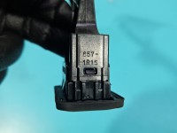 Przełącznik TOYOTA, otwierania klapy Toyota Rav4 V