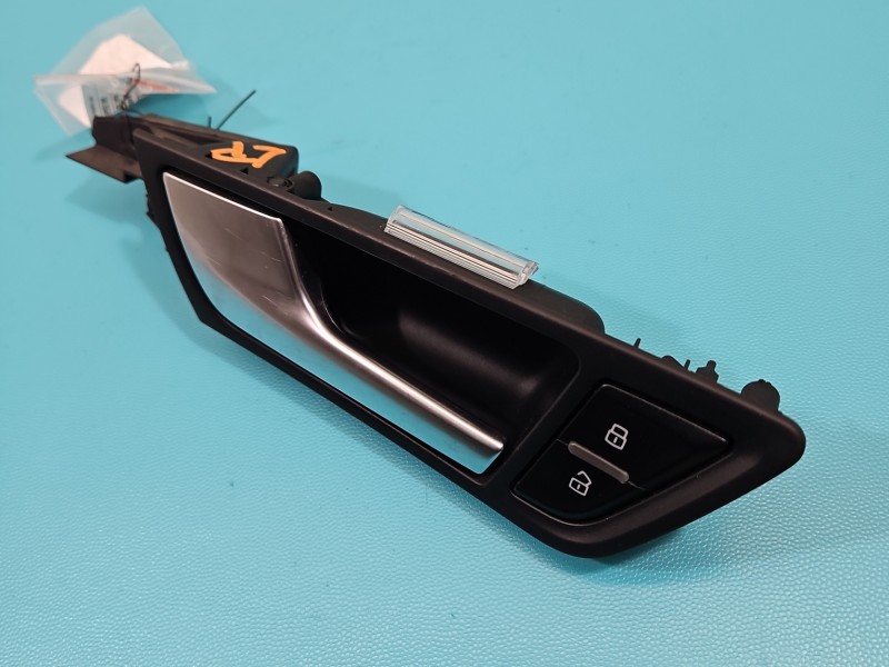 Klamka wewnętrzna przód lewa AUDI Q5 08- 8R0837019