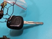 Klamka przód lewa zewnętrzna Toyota Yaris I