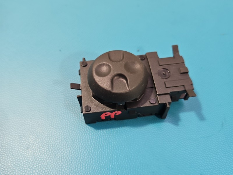 Przełącznik Producent części: DS, Fotela prawy przód CITROEN DS4 II 21- 98125344XT