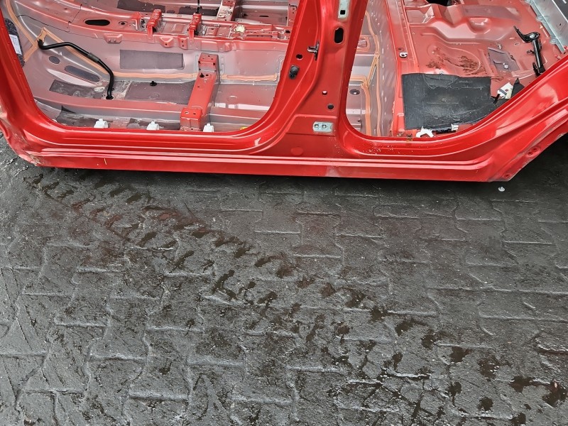 Próg lewy SŁUPEK ŚRODKOWY B Renault Kadjar HB 5d TENNP