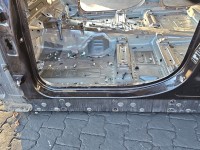 Próg lewy SŁUPEK ŚRODKOWY B BMW X5 F15 5d B53\8