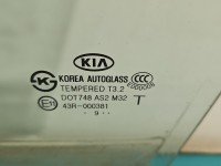 Szyba drzwi przód lewa Kia Soul I 08-13 HB