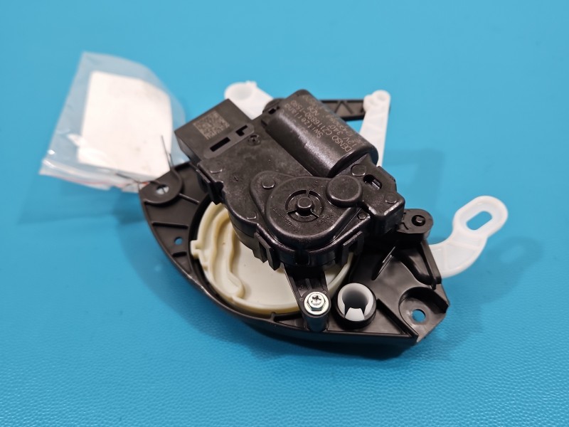 Silniczek nawiewu NAGRZEWNICY Skoda Octavia IV 5WA907511C EUROPA