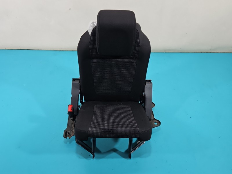 Fotel tył lewy III rząd tylny Peugeot 5008 3 rząd