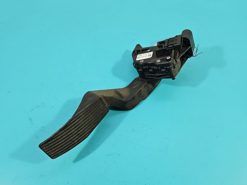 Pedał gazu potencjometr Opel Zafira B 9202341, 6PV008114-00 1.6 16V Pedał gazu potencjometr Opel Zafira B 9202341, 6PV008114-00 1.6 16V