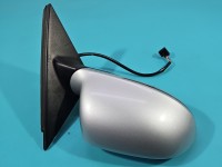 Lusterko prawe AUDI A4 B8 07-11r /Europa /Lakier: LX7W /6pin / Regulowane elektrycznie/ składane ręcznie / Rysy europa