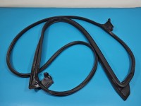 Uszczelka drzwi przód lewa Toyota Rav4 V