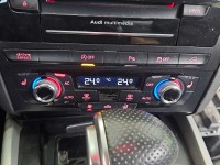 Konsola panel nawiewu AUDI Q5 08- 8K1820043T