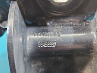 Zawias drzwi tył prawy Renault Trafic III