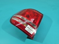 Lampa tył lewa Producent części: Dodge, Z BŁOTNIKA Delikatnie wypalona obudowa nad żarówką Dodge Journey HB