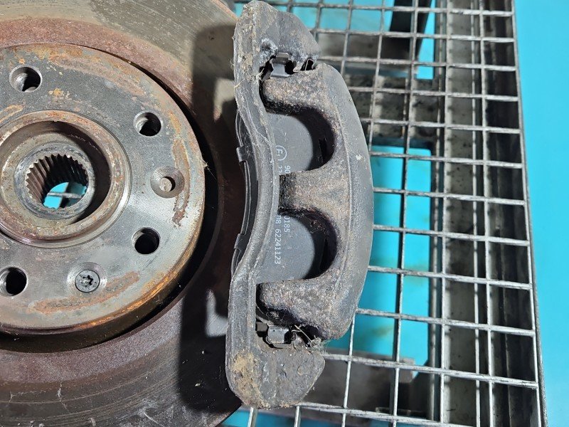 Zacisk przód prawy Toyota Proace I 13-16 2.0 D4D Zacisk przód prawy Toyota Proace I 13-16 2.0 D4D
