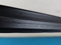 Uszczelka drzwi przód lewa Jeep Cherokee KL
