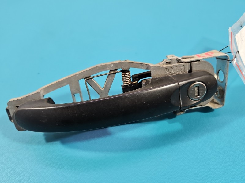 Klamka przód lewa zewnętrzna Vw Caddy III 2K 1T0839885A LA3H