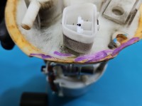 pompka Pompa paliwa Hyundai I20 I 08-14 1.2 16V 31110-1J000 Uszkodzenie widoczne na zdjęciu