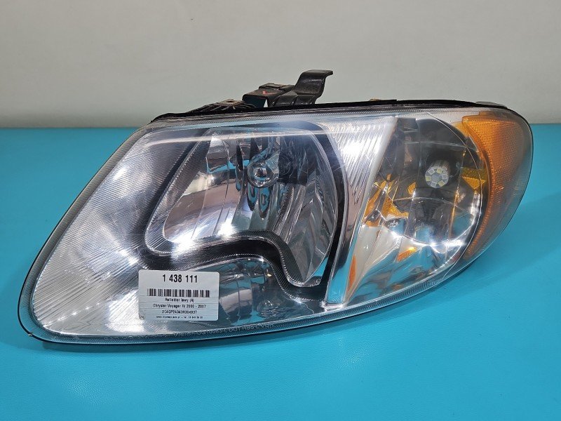 Reflektor lewy lampa przód Chrysler Voyager IV EUROPA Reflektor lewy lampa przód Chrysler Voyager IV EUROPA