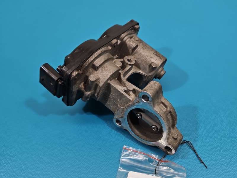 Przepustnica 5 G30 2017-2024 8576810 2.0d