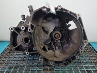 Skrzynia biegów 13101871 Opel Vectra C 2.2 dti
