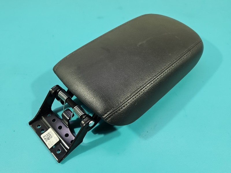 Podłokietnik TUNEL Hyundai I30 III 16- 84660-G4000 EUROPA