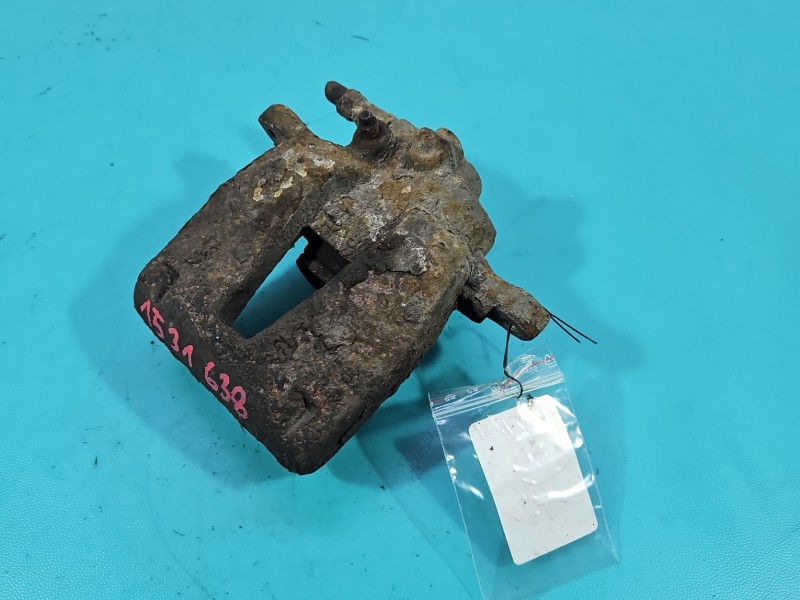 Zacisk przód prawy Fiat Grande Punto 1.4 8v wiel