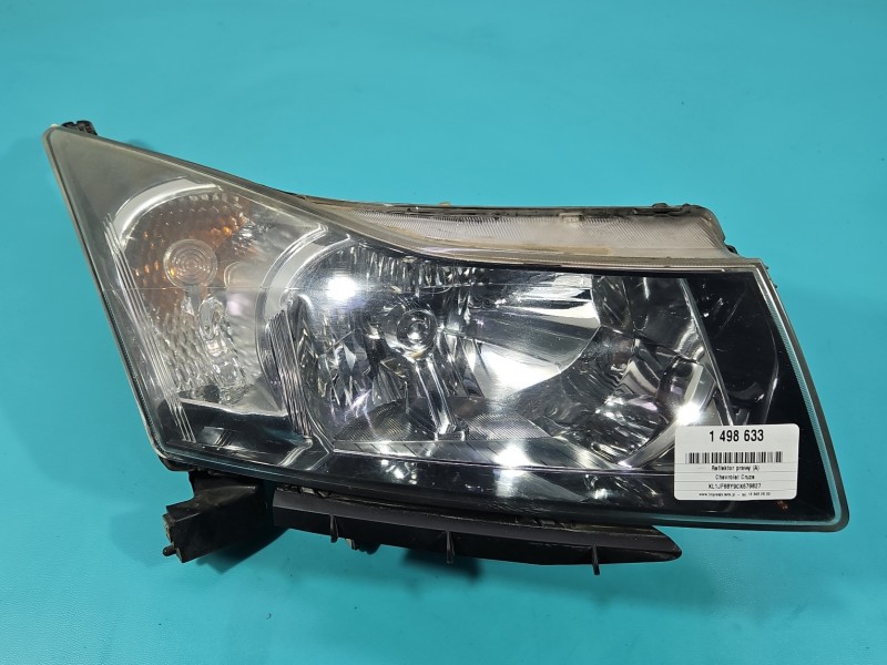 Reflektor prawy lampa przód Chevrolet Cruze EUROPA