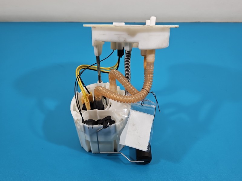 pompka Pompa paliwa Bmw F34 GT 2.0d 0580204029, 7344067 Producent części: BMW, 7 PIN